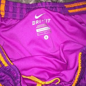 Nike Shorts - Nike Shorts - S Nike Shorts - Nike Shorts - S